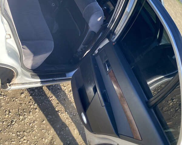 Опель Омега, объемом двигателя 2.2 л и пробегом 287 тыс. км за 3500 $, фото 11 на Automoto.ua