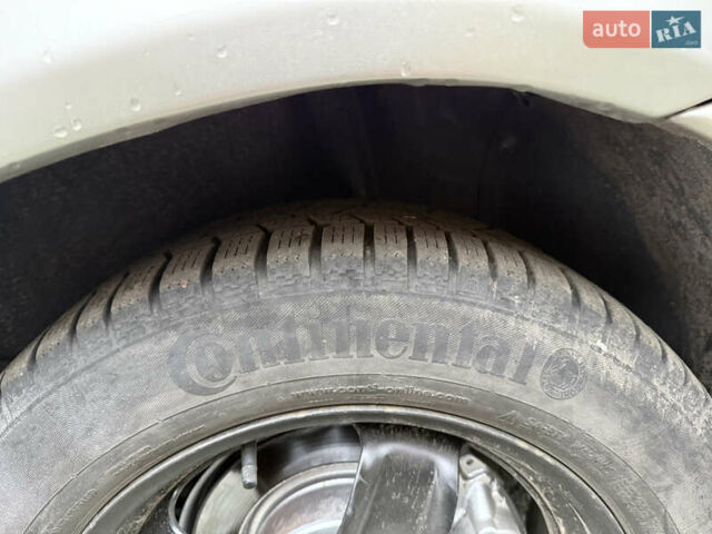 Опель Омега, объемом двигателя 2.6 л и пробегом 280 тыс. км за 3800 $, фото 12 на Automoto.ua