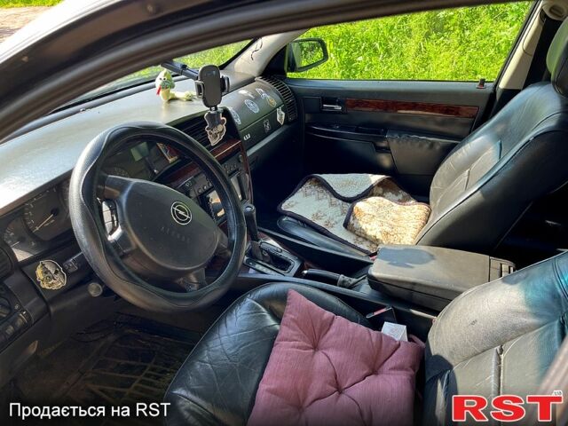 Опель Омега, объемом двигателя 3.2 л и пробегом 358 тыс. км за 3500 $, фото 6 на Automoto.ua