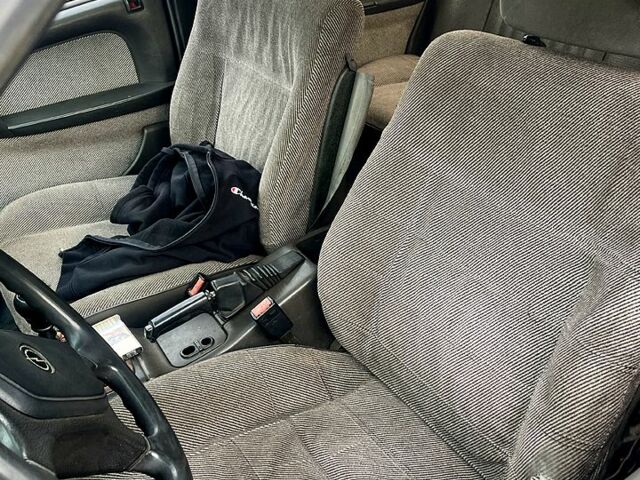 Опель Омега, объемом двигателя 2.3 л и пробегом 0 тыс. км за 1150 $, фото 7 на Automoto.ua