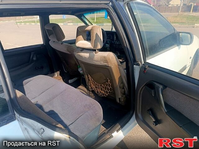 Опель Омега, объемом двигателя 20 л и пробегом 0 тыс. км за 910 $, фото 6 на Automoto.ua