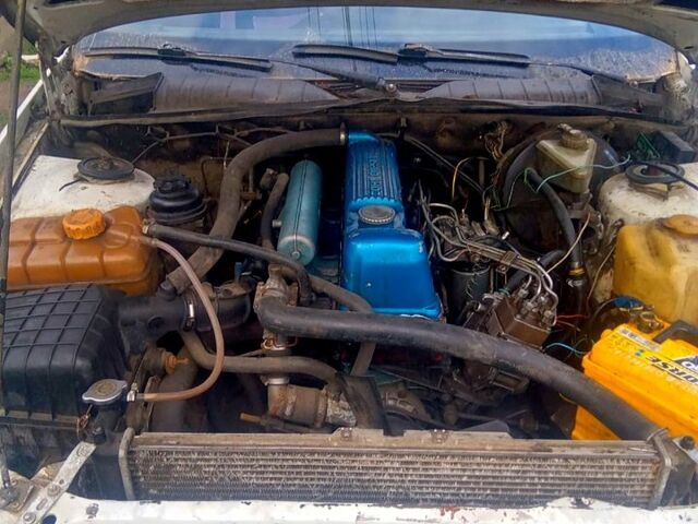 Опель Омега, объемом двигателя 23 л и пробегом 222 тыс. км за 1800 $, фото 6 на Automoto.ua
