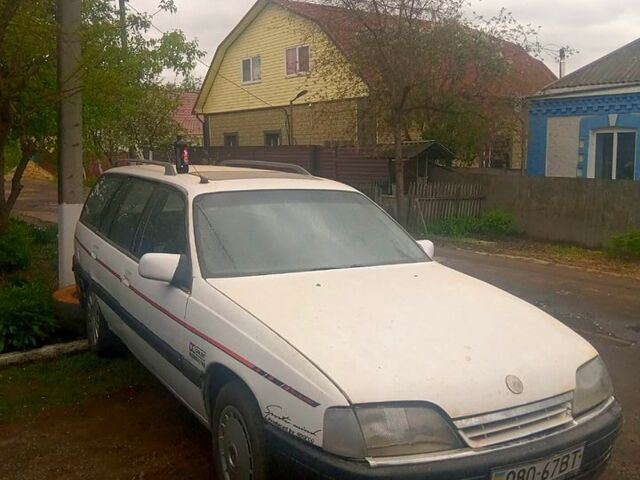 Опель Омега, объемом двигателя 23 л и пробегом 222 тыс. км за 1800 $, фото 2 на Automoto.ua