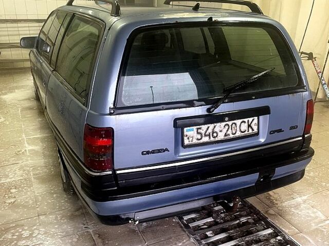 Опель Омега, об'ємом двигуна 20 л та пробігом 240 тис. км за 1500 $, фото 1 на Automoto.ua