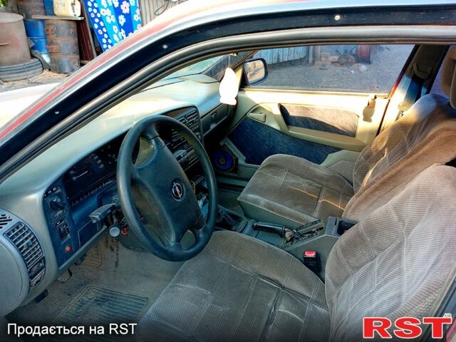 Опель Омега, об'ємом двигуна 2 л та пробігом 0 тис. км за 1500 $, фото 1 на Automoto.ua