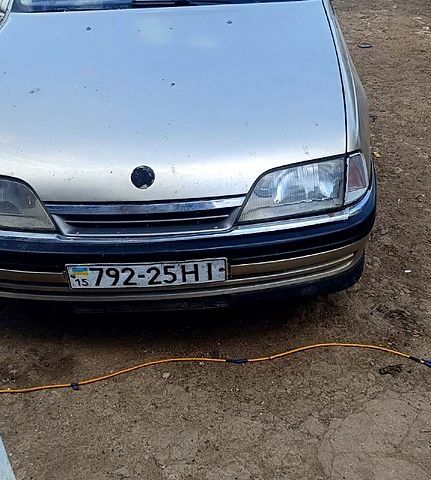 Опель Омега, об'ємом двигуна 2 л та пробігом 0 тис. км за 1000 $, фото 3 на Automoto.ua