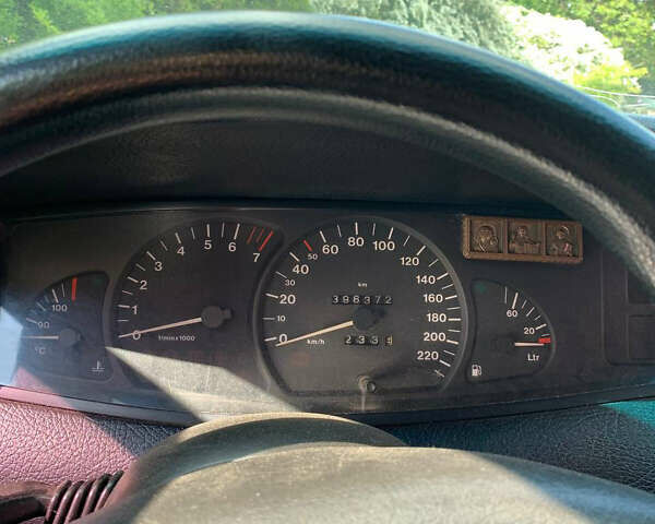 Опель Омега, об'ємом двигуна 2 л та пробігом 396 тис. км за 1900 $, фото 4 на Automoto.ua