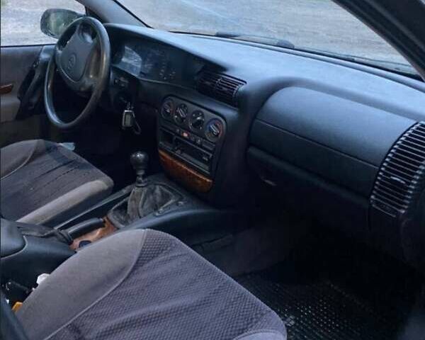 Опель Омега, об'ємом двигуна 0 л та пробігом 401 тис. км за 1600 $, фото 2 на Automoto.ua