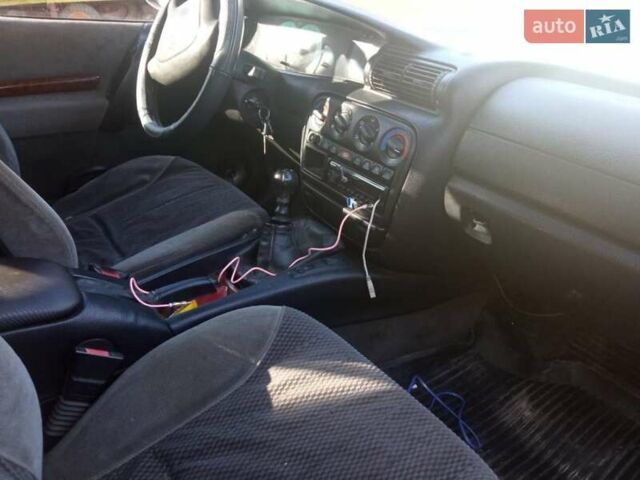 Опель Омега, объемом двигателя 2 л и пробегом 260 тыс. км за 1850 $, фото 3 на Automoto.ua