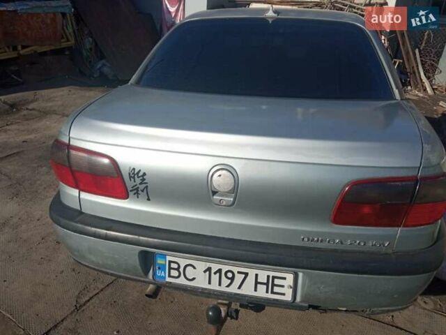 Опель Омега, объемом двигателя 2 л и пробегом 260 тыс. км за 1850 $, фото 4 на Automoto.ua