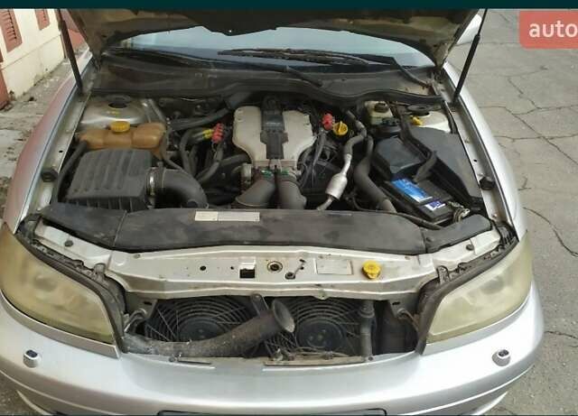 Опель Омега, об'ємом двигуна 2.6 л та пробігом 270 тис. км за 3400 $, фото 2 на Automoto.ua