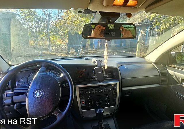 Опель Омега, об'ємом двигуна 2.5 л та пробігом 320 тис. км за 3500 $, фото 6 на Automoto.ua