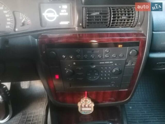 Опель Омега, объемом двигателя 2.26 л и пробегом 293 тыс. км за 3500 $, фото 7 на Automoto.ua