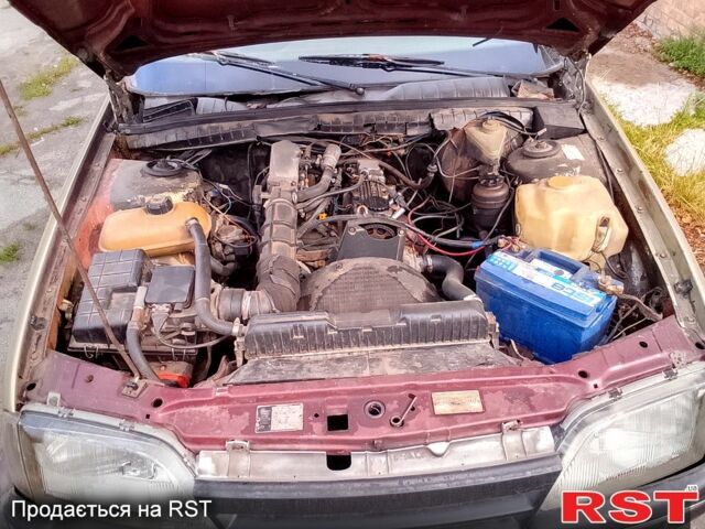 Жовтий Опель Омега, об'ємом двигуна 2 л та пробігом 0 тис. км за 600 $, фото 4 на Automoto.ua