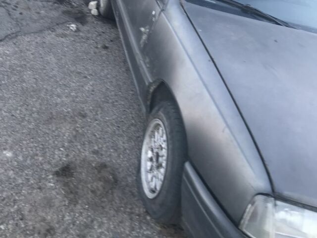 Сірий Опель Омега, об'ємом двигуна 2 л та пробігом 300 тис. км за 750 $, фото 3 на Automoto.ua