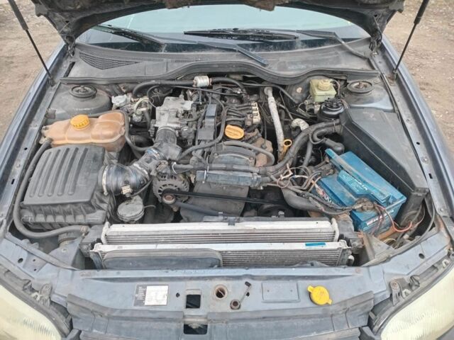 Серый Опель Омега, объемом двигателя 2 л и пробегом 100 тыс. км за 1800 $, фото 7 на Automoto.ua