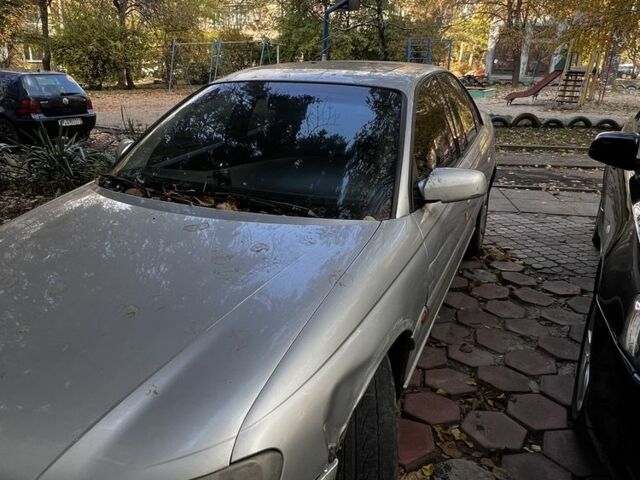 Серый Опель Омега, объемом двигателя 6 л и пробегом 3 тыс. км за 1800 $, фото 3 на Automoto.ua