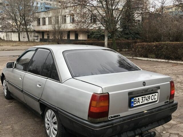 Серый Опель Омега, объемом двигателя 1.8 л и пробегом 325 тыс. км за 1400 $, фото 5 на Automoto.ua