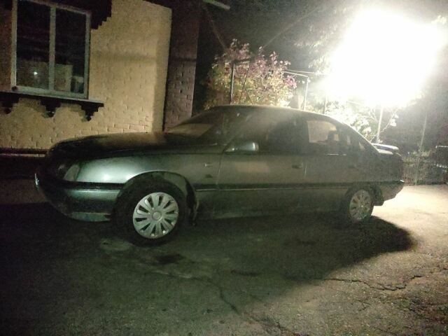 Серый Опель Омега, объемом двигателя 2 л и пробегом 3 тыс. км за 950 $, фото 20 на Automoto.ua