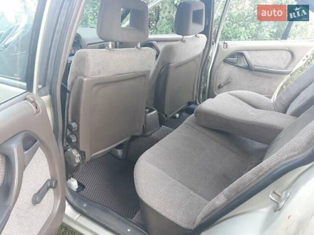 Сірий Опель Омега, об'ємом двигуна 2 л та пробігом 305 тис. км за 1750 $, фото 10 на Automoto.ua