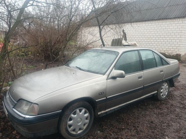 Серый Опель Омега, объемом двигателя 2 л и пробегом 287 тыс. км за 850 $, фото 4 на Automoto.ua