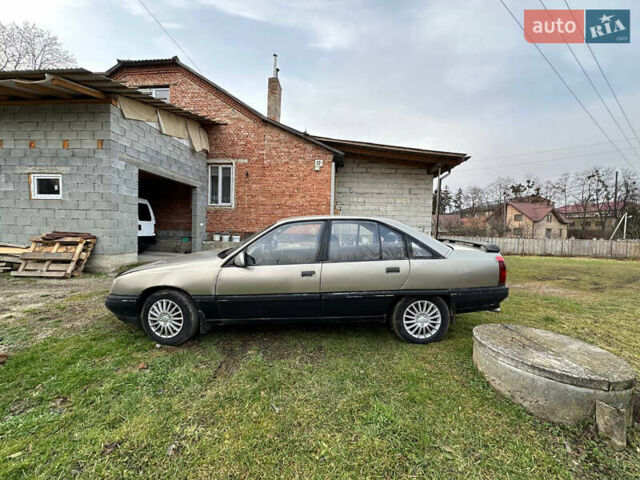 Серый Опель Омега, объемом двигателя 1.8 л и пробегом 200 тыс. км за 800 $, фото 5 на Automoto.ua