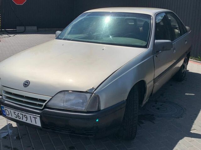 Опель Омега 1987 в Березань на Automoto.ua Серый Опель Омега, объемом двигателя 2 л и пробегом 200 тыс. км за 410 $, фото 3 на Automoto.ua