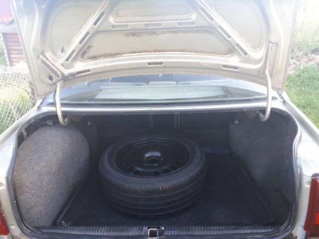 Серый Опель Омега, объемом двигателя 2 л и пробегом 305 тыс. км за 1750 $, фото 21 на Automoto.ua