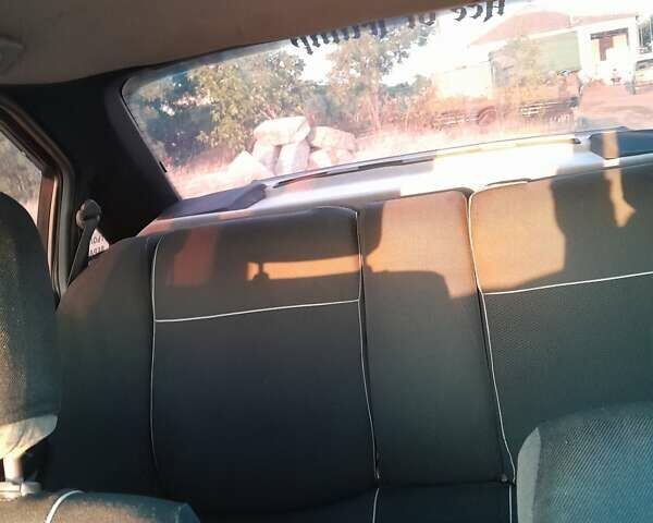 Сірий Опель Омега, об'ємом двигуна 2 л та пробігом 360 тис. км за 2000 $, фото 9 на Automoto.ua