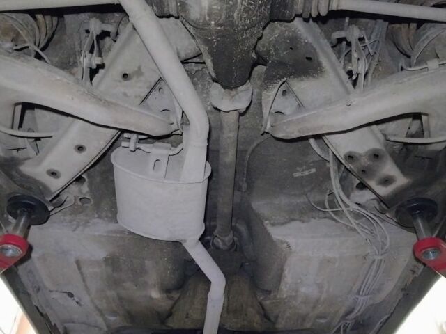 Серый Опель Омега, объемом двигателя 2 л и пробегом 450 тыс. км за 1500 $, фото 11 на Automoto.ua