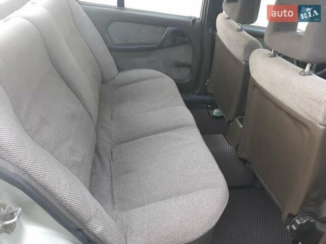 Сірий Опель Омега, об'ємом двигуна 2 л та пробігом 305 тис. км за 1750 $, фото 8 на Automoto.ua