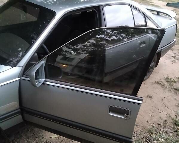 Сірий Опель Омега, об'ємом двигуна 1.8 л та пробігом 300 тис. км за 400 $, фото 15 на Automoto.ua