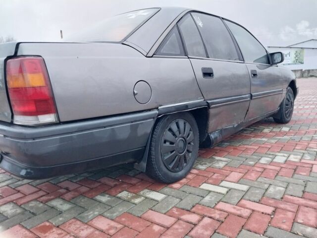 Серый Опель Омега, объемом двигателя 2 л и пробегом 450 тыс. км за 1500 $, фото 4 на Automoto.ua