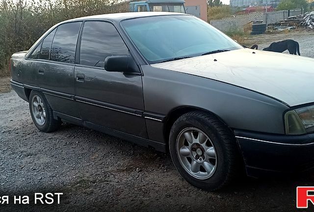 Опель Омега 1987 в Николаеве на Automoto.ua Серый Опель Омега, объемом двигателя 2 л и пробегом 0 тыс. км за 1850 $, фото 7 на Automoto.ua