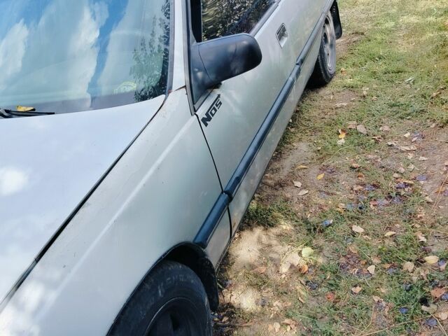 Серый Опель Омега, объемом двигателя 2 л и пробегом 298 тыс. км за 450 $, фото 6 на Automoto.ua