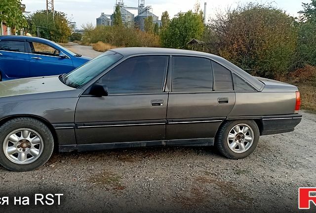 Опель Омега 1987 в Николаеве на Automoto.ua Серый Опель Омега, объемом двигателя 2 л и пробегом 0 тыс. км за 1850 $, фото 4 на Automoto.ua