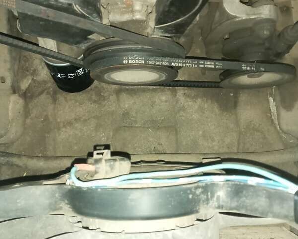 Сірий Опель Омега, об'ємом двигуна 2 л та пробігом 40 тис. км за 2200 $, фото 5 на Automoto.ua