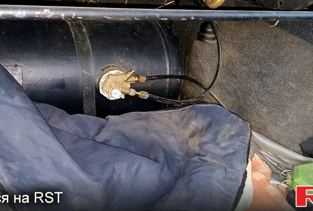 Опель Омега 1987 в Николаеве на Automoto.ua Серый Опель Омега, объемом двигателя 2 л и пробегом 0 тыс. км за 1850 $, фото 11 на Automoto.ua