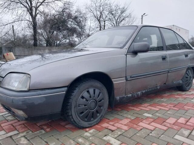 Серый Опель Омега, объемом двигателя 2 л и пробегом 450 тыс. км за 1500 $, фото 2 на Automoto.ua