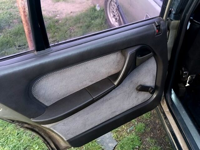 Сірий Опель Омега, об'ємом двигуна 2 л та пробігом 0 тис. км за 1350 $, фото 11 на Automoto.ua