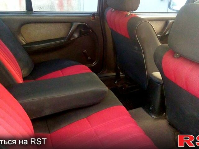 Серый Опель Омега, объемом двигателя 1.8 л и пробегом 150 тыс. км за 1150 $, фото 7 на Automoto.ua