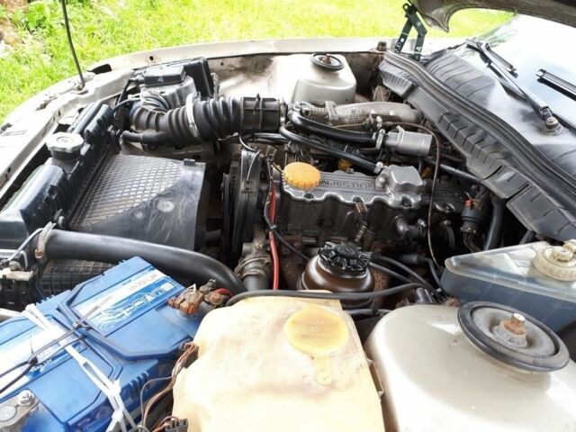 Серый Опель Омега, объемом двигателя 2 л и пробегом 305 тыс. км за 1750 $, фото 18 на Automoto.ua