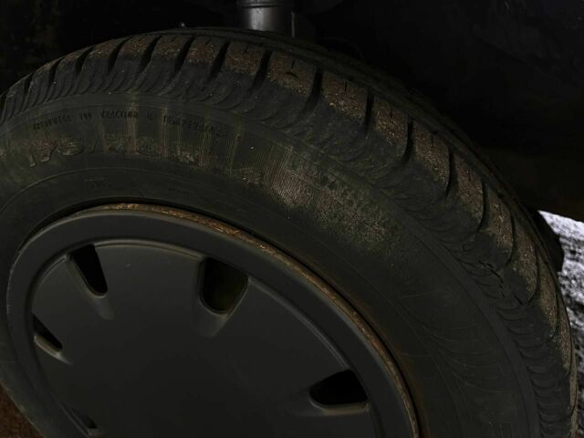 Опель Омега 1988 в Городке на Automoto.ua Серый Опель Омега, объемом двигателя 2.3 л и пробегом 320 тыс. км за 650 $, фото 7 на Automoto.ua