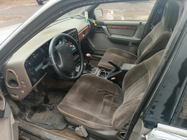 Серый Опель Омега, объемом двигателя 2 л и пробегом 388 тыс. км за 710 $, фото 5 на Automoto.ua