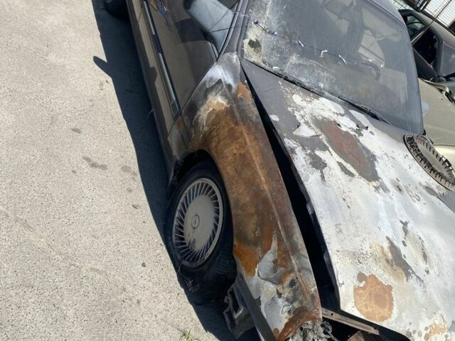 Сірий Опель Омега, об'ємом двигуна 2 л та пробігом 255 тис. км за 400 $, фото 2 на Automoto.ua
