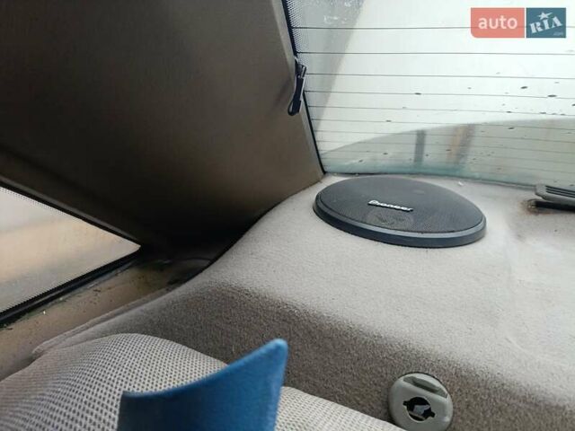 Серый Опель Омега, объемом двигателя 1.8 л и пробегом 500 тыс. км за 400 $, фото 9 на Automoto.ua