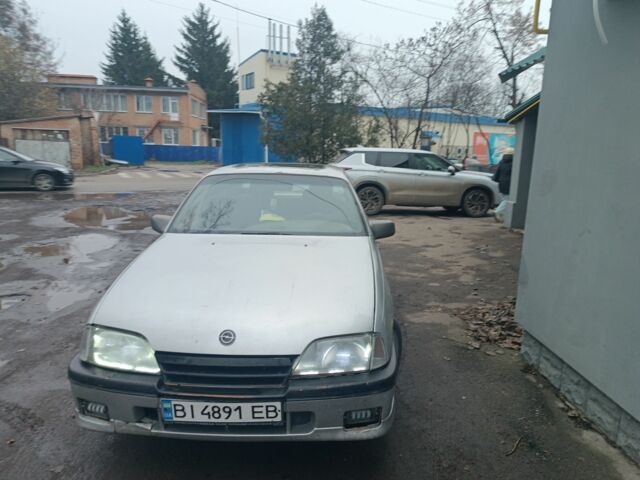 Серый Опель Омега, объемом двигателя 2 л и пробегом 388 тыс. км за 710 $, фото 3 на Automoto.ua