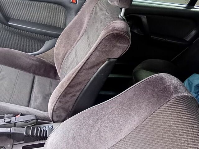 Сірий Опель Омега, об'ємом двигуна 2 л та пробігом 0 тис. км за 1400 $, фото 4 на Automoto.ua