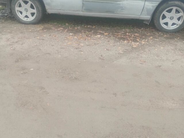 Серый Опель Омега, объемом двигателя 2 л и пробегом 360 тыс. км за 800 $, фото 1 на Automoto.ua