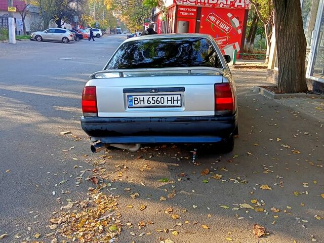 Сірий Опель Омега, об'ємом двигуна 2 л та пробігом 0 тис. км за 1400 $, фото 3 на Automoto.ua